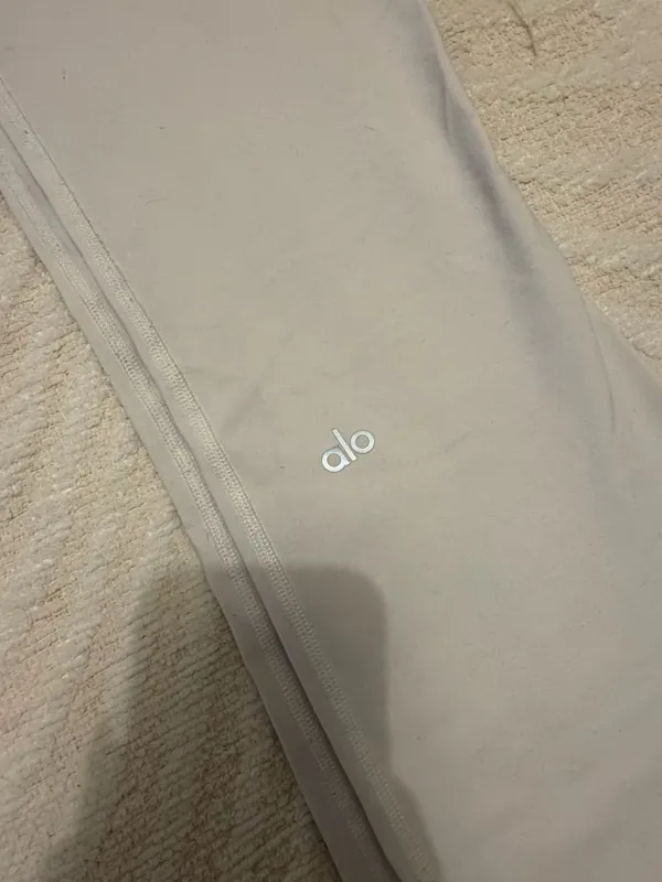 Alo Yoga Leggings Flare - Image 3