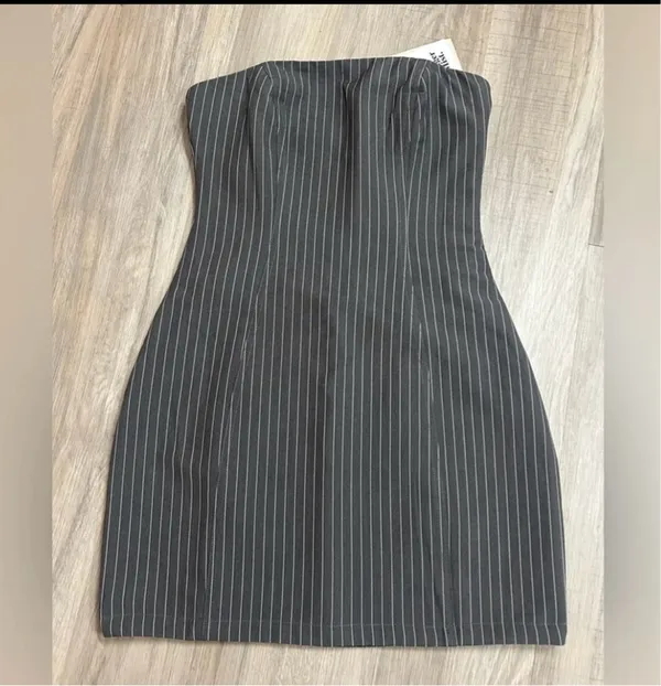 Tiger Mist NWT Briel Dress Pinstripe - Image 3