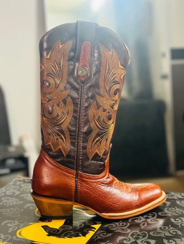 Yalujobran women boots Size 8 Style Sofia-1 Color chedron Leather vacuno - Image 4