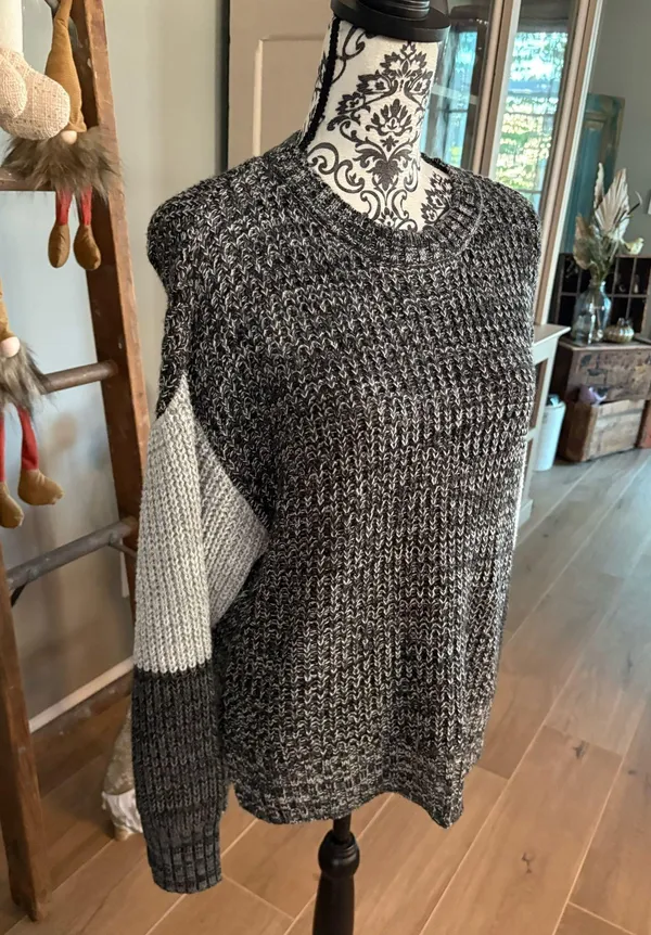 Time & Tru size XL black & grey sweater - Image 3