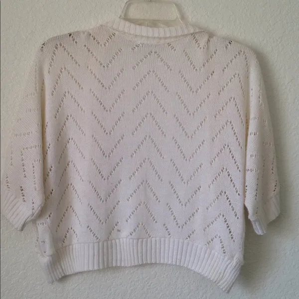 FINAL MARKDOWN Ladies' Cato Crocheted White Shrug (M) - Image 5