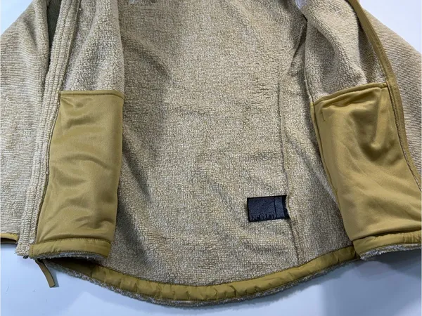 The North Face Women's Gold and Tan Teddy Fleece Jacket - Image 6