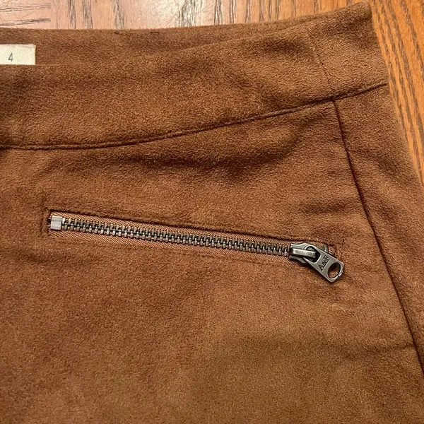 Abercrombie &‎ Fitch Faux Vegan Suede High Rise Ankle Zip Pants Caramel Size 4 - Image 6