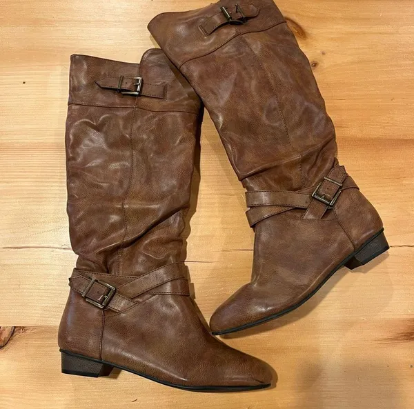 Material Girl Cresta Low Heel Knee High Boots - Image 4