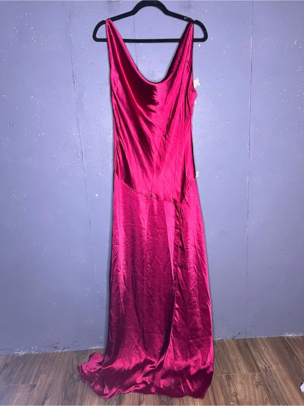 Elliatt Clementine Cowl Neck Evening Gown Medium - Image 4