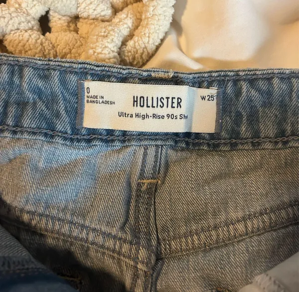 Hollister Jean Shorts High-Rise - Image 3