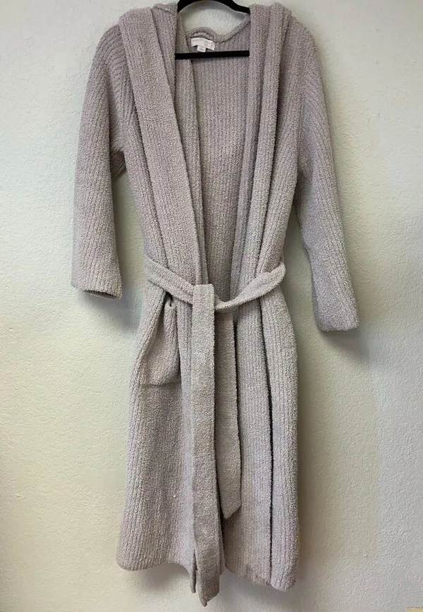 Barefoot Dreams CozyChic Ribbed Hooded Robe Gray Size 2 - Image 2
