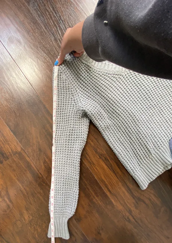 J.Crew Vneck knit Sweater - Image 7