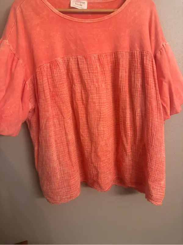 FANTASTIC FAWN‎ Textured Tunic - Image 3