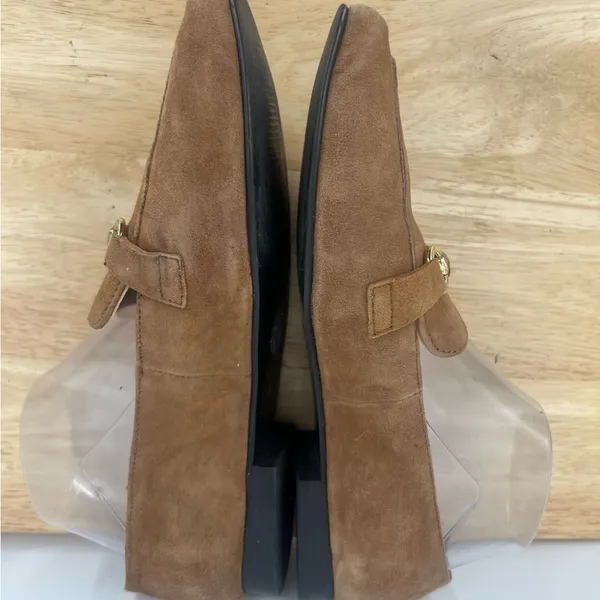 Hosis Brown Suede Loafers with Gold Accents - Image 15