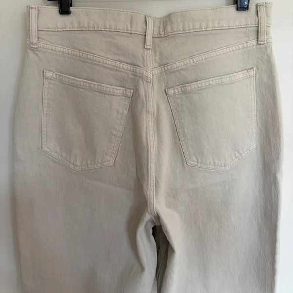 Abercrombie & Fitch Curve Love Ultra High Rise 90s Straight Jeans Beige 31‎ 12R - Image 10