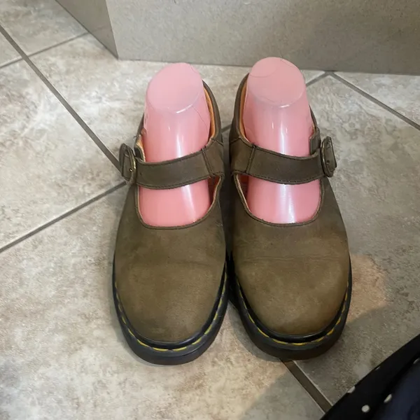 Dr Martens Vintage Made in England Olive Green Mary Jane Shoes Sz usa8/england 6 - Image 2