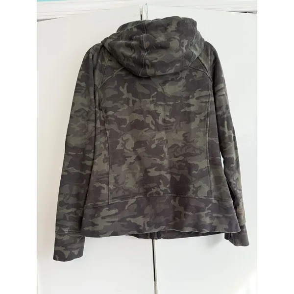 Lululemon Camo Full‎ Zip Hooded Jacket Women's Size 12 Green Black Athleisure - Image 5