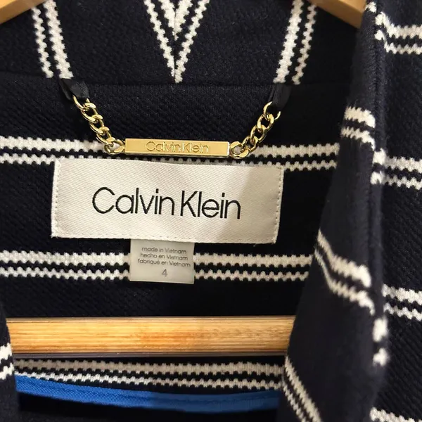 Calvin Klein Navy and White Striped Knit Blazer Size 4 - Image 3