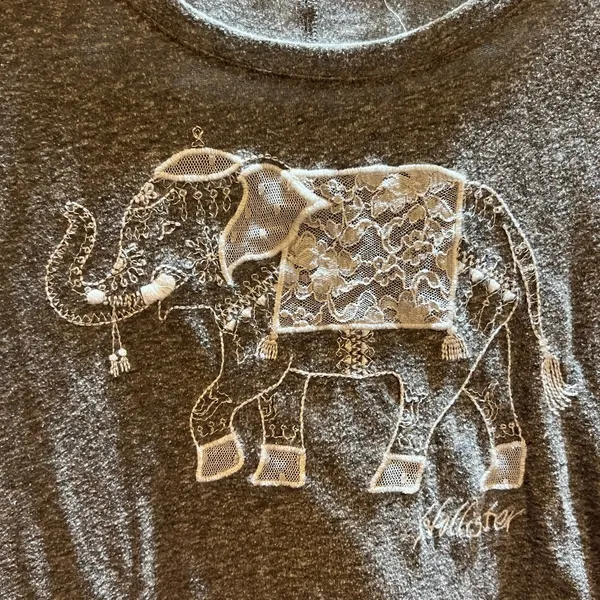 Hollister shirt - Image 5