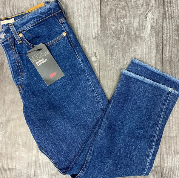 Levi's NWT Wedgie Straight High Rise Jeans - Image 5