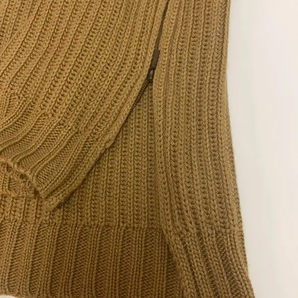 J.O.A. Side Slit Khaki Turtleneck Zipper Sweater C31‎ - Image 5
