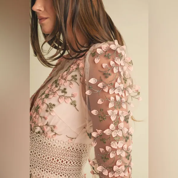 Floral Embroidered Pink Dress - Image 9