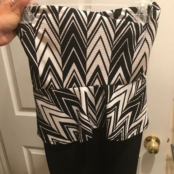 Black and White Womens Small Tube Top Strapless Sleeveless‎ Dress Fit & Flare - Image 3