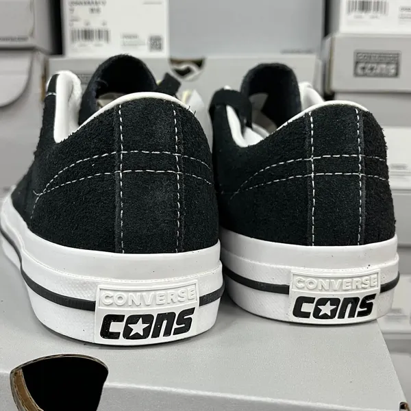 Converse Men's Black Trainers - Image 7