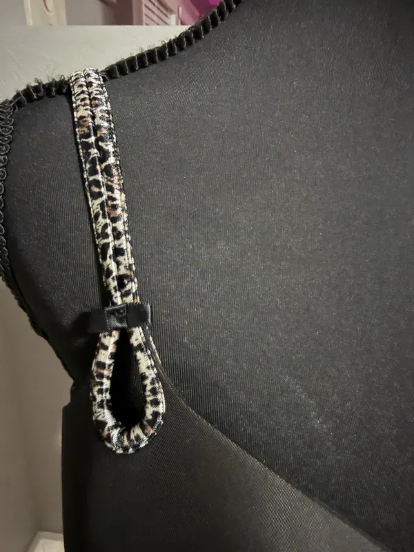 Victoria’s Secret Sexy Little Things Black Bra Cheetah Print Trim Size 38D - Image 2