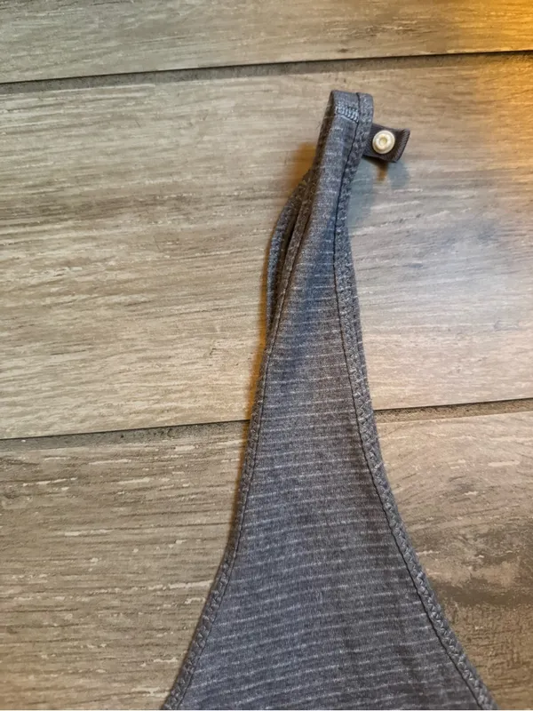 lululemon athletica Heathered Charcoal Scoop Neck Tank - Image 4