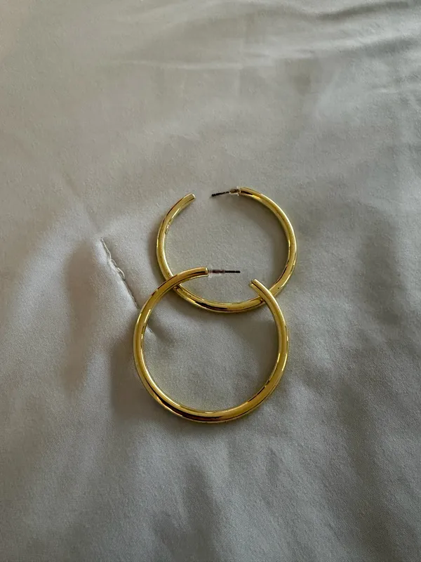 women’s gold hoop earrings 45mm - Image 2
