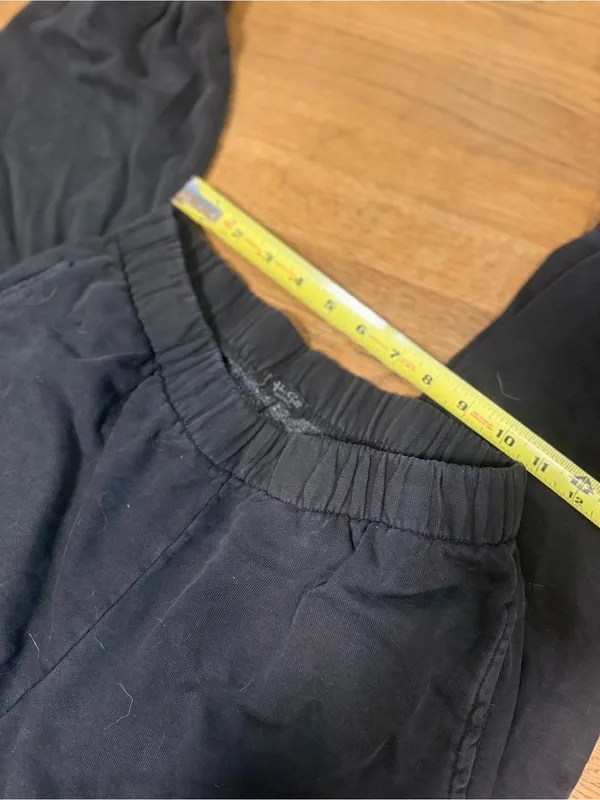 Brandy Melville Black Rosa Jogger Sweats - Image 4