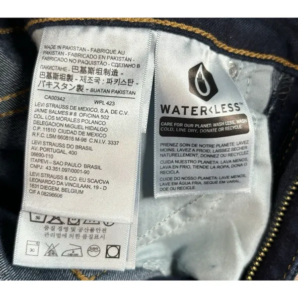 Levi's 721 Jeans Women's‎ size 29 High Rise Skinny Dark Wash Blue Denim - Image 10