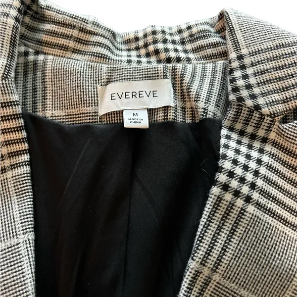 Evereve Black and White Plaid Blazer - Image 2