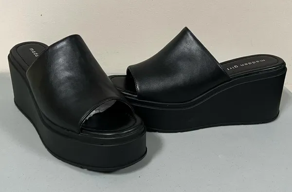 Steve Madden Black ‘Wiindy’ Leather Peep-Toe Open-Toe Chunky Platform Slides Heels Sandals Shoes Size 9 🥀 - Image 2
