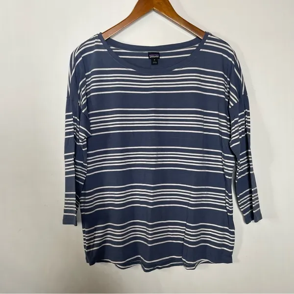 Patagonia Shallow Seas Lightning Stripe Dolomite Blue Top Size Medium‎ - Image 2