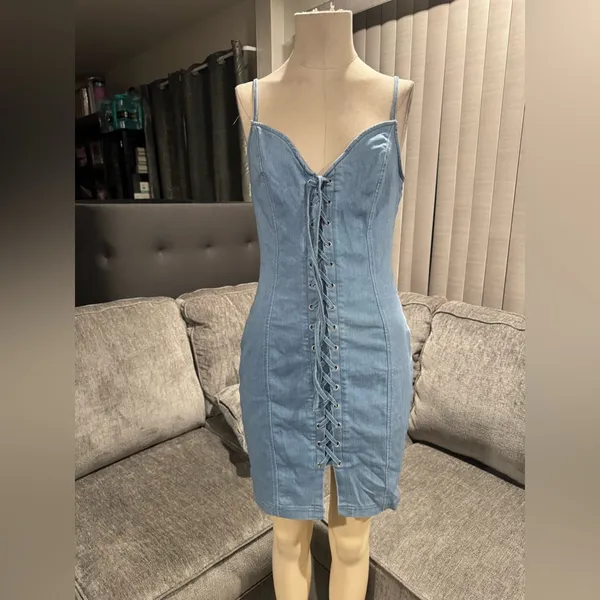 🌸AMTIOUS piper denim midi dress ✨ Blue - Image 4