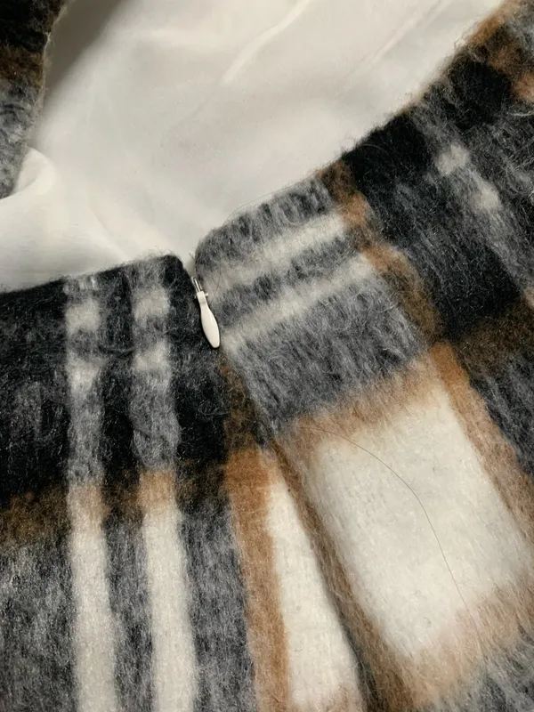 Loft Brushed Plaid Mini Skirt Size 12 - Image 7