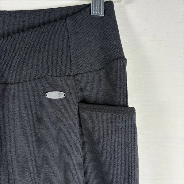 GYMSHARK Womens Leggings Black Cropped Poise Stretch Sportwear Medium NwT‎ - Image 3
