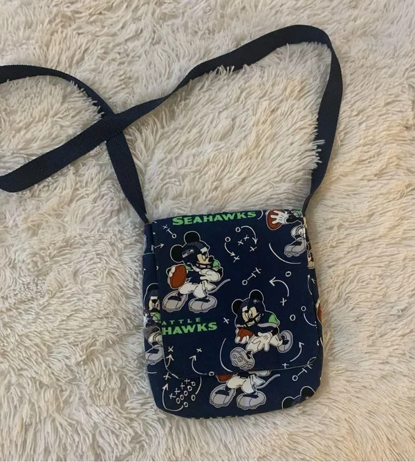 Seattle Seahawks Themed Crossbody Ladies Bag Cute Football Mouse - Image 2