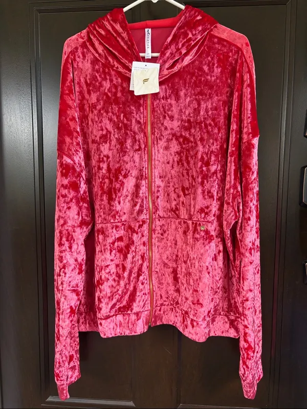 NWT Fabletics Crushed Velour Zip Front Hoodie Strawberry Size 4X - Image 3