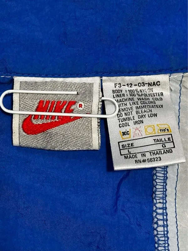 Nike Colorblock Spellout Sleeve Windbreaker Jacket - Image 11