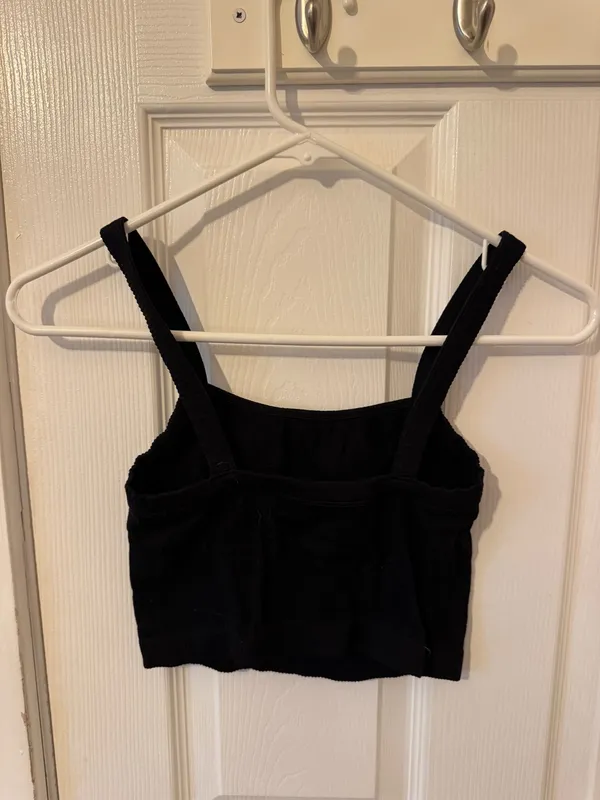 Black tank top - Image 2