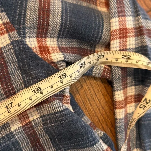 American Eagle cozy cabin cropped blue plaid flannel xsmall - Image 9