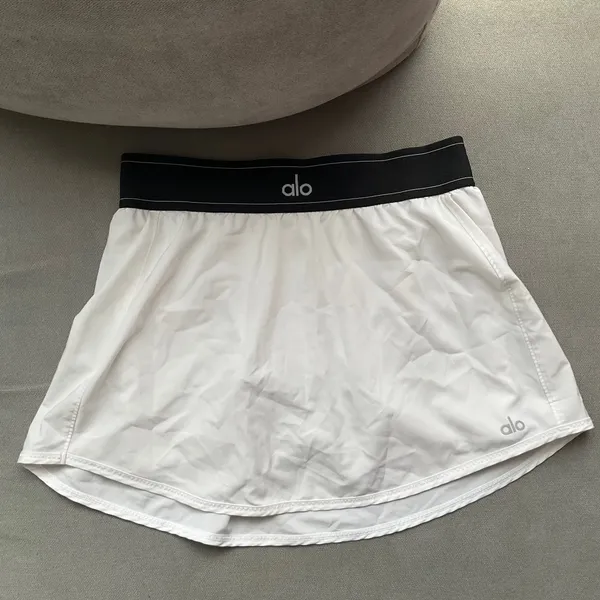 Alo Yoga Match Point Tennis Skirt White S - Image 2