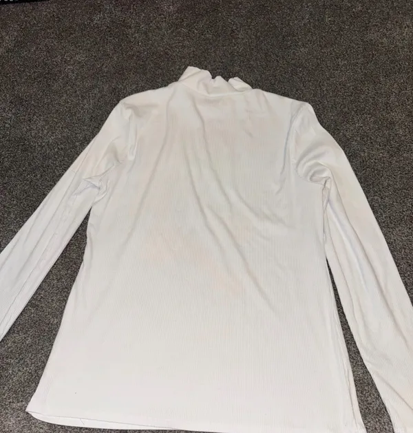 White Turtleneck - Image 3