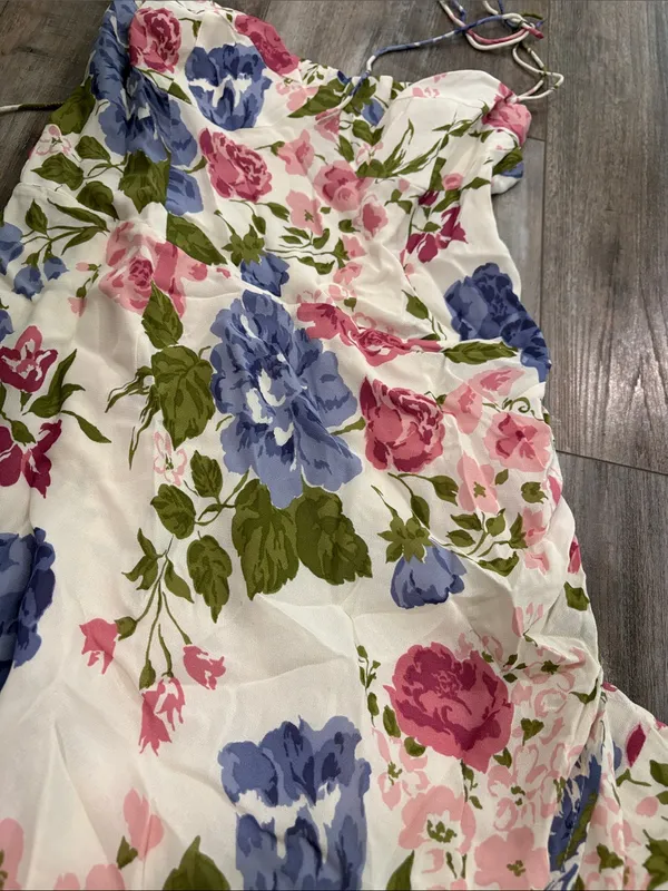 Reformation Kourtney Donna Dress size 8 - Image 16