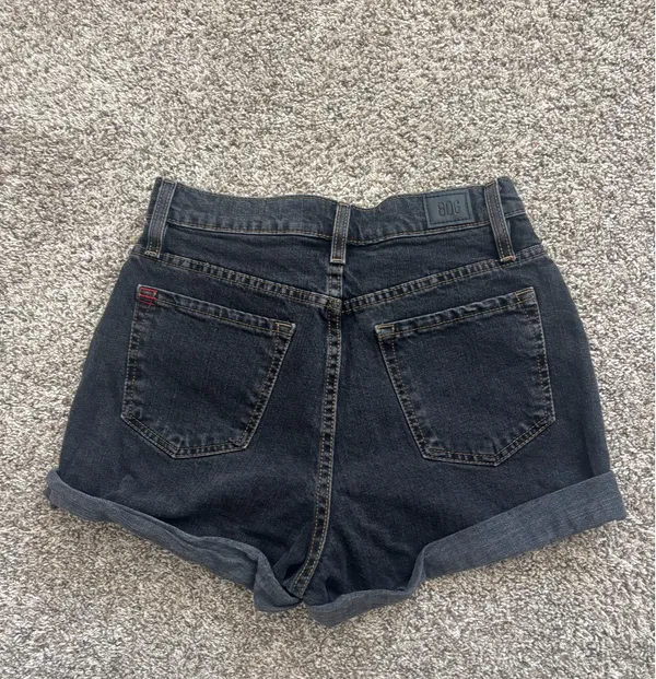 Urban Outfitters BDG Jean Shorts High-Rise - Image 2