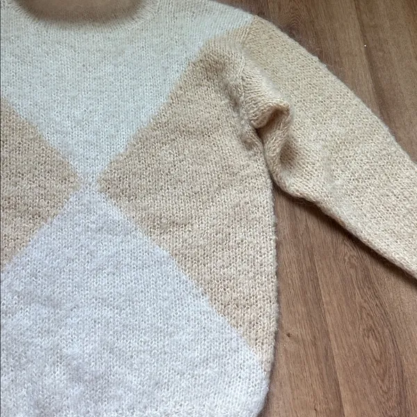 Vintage Ellen Tracy‎ Cream and Tan Roll Turtleneck Sweater - Image 5