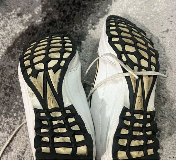 Nike Sneaker - Image 4