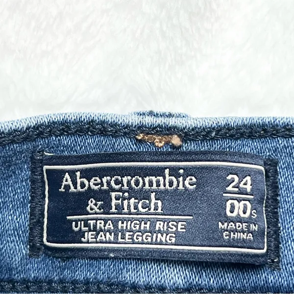 Abercrombie and Fitch Ultra High-rise Jean Legging - 24/00 - Image 5