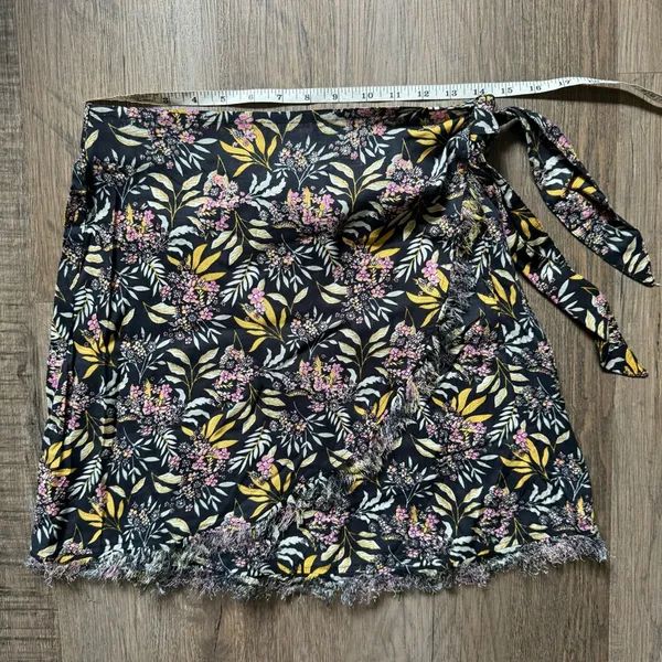 NWT Natural Life Holly Wrap Mini Skirt - Image 9