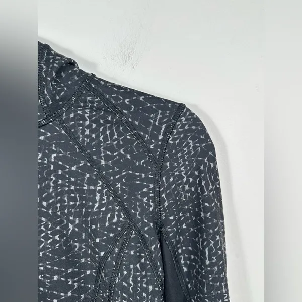 Lululemon Daily Practice Jacket Womens 4 Black Gray Print Hooded Full Zip‎ - Image 7