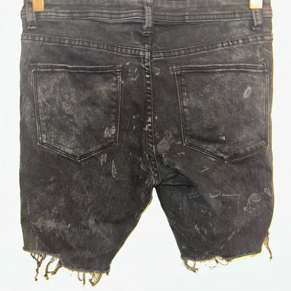 Bongo Black/Gray-washed Distressed Denim Shorts super soft skinny size 11 - Image 5